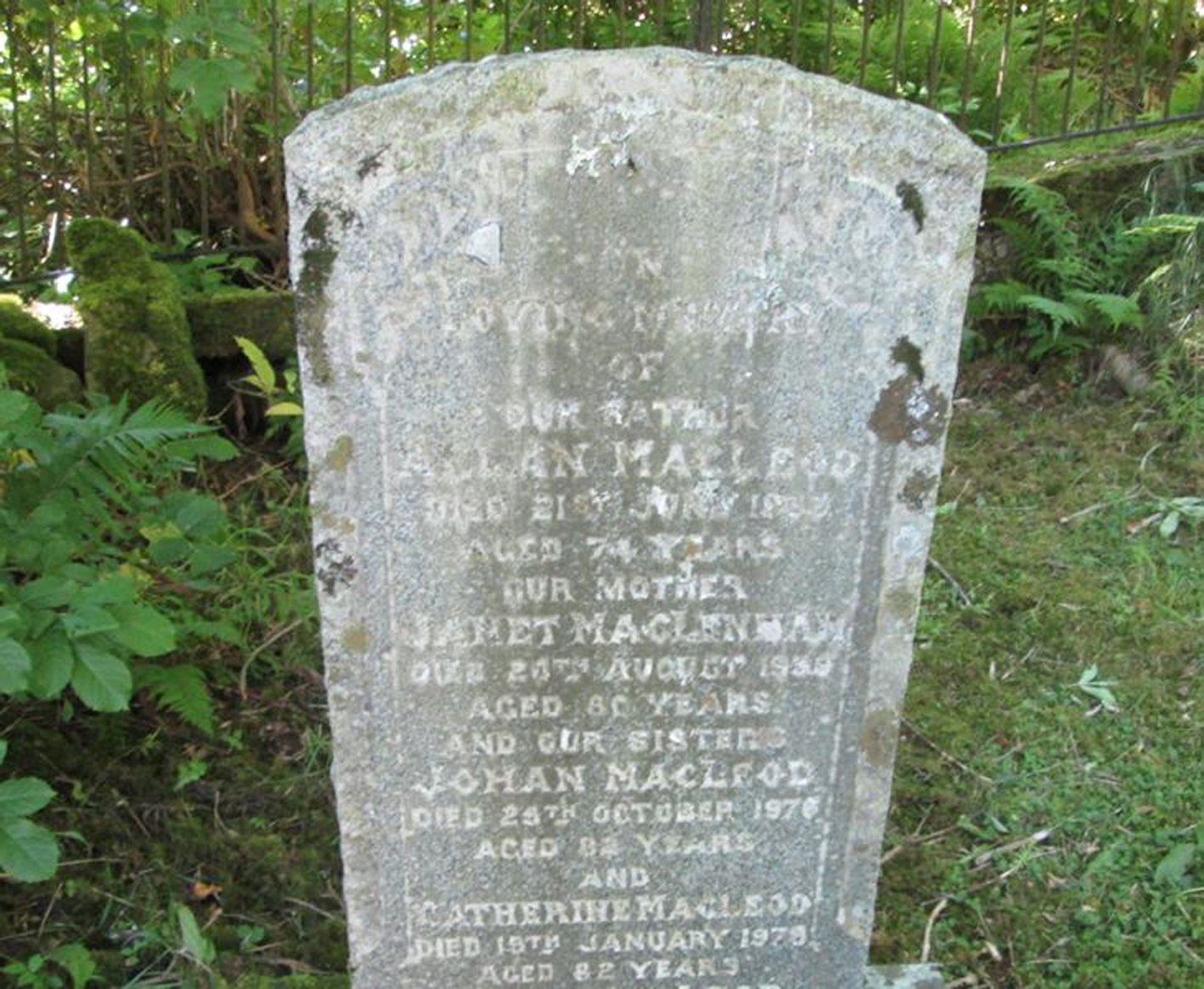 Photo of headstones/Janet MacLennan died 1939 MI Raasay St Moluag's